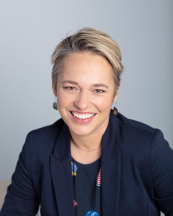 Belinda Harries, Senior Advisor